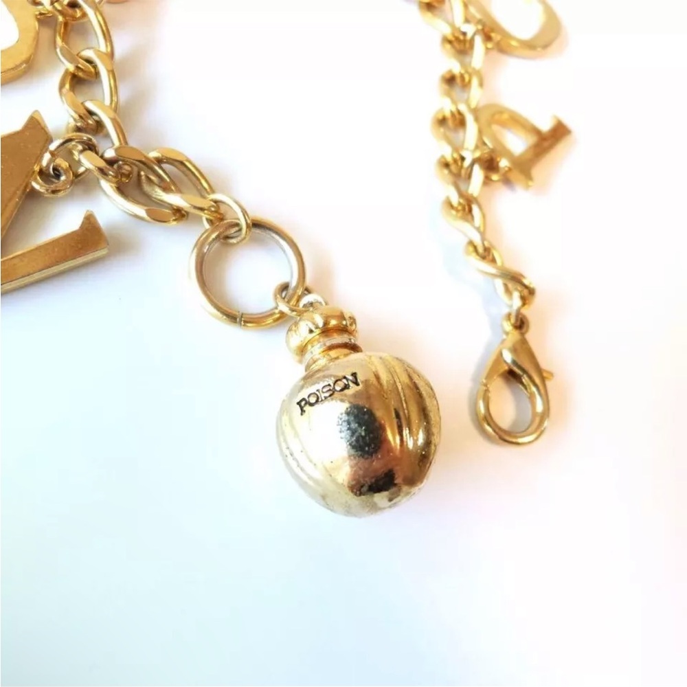 ☠️CHRISTIAN DIOR “Poison” Gold Charm Bracelet RARE - Picture 4 of 4